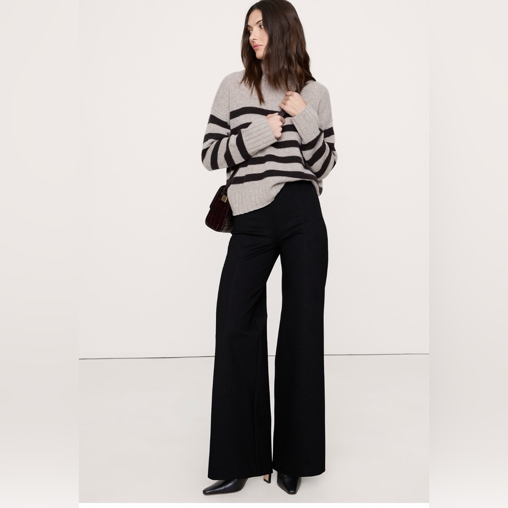 NWT-Banana Republic Black High-Rise Wide-Leg Everywhere Pull On Pant, Size XS